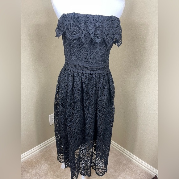 beautiful Shoshanna size 8 black lace strapless dress with Pockets - Picture 2 of 7